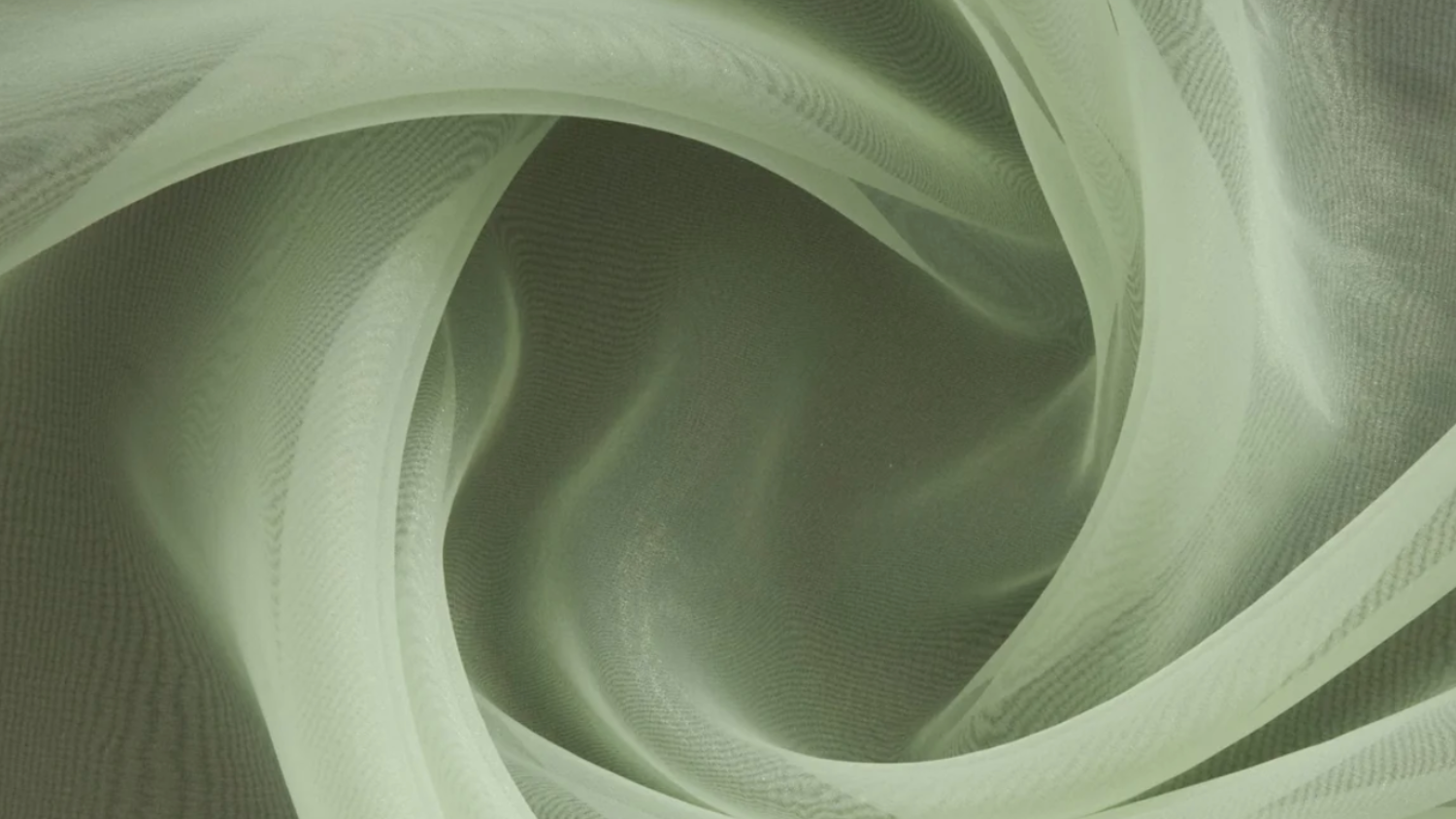 Organza vs Chiffon for Dresses: Key Differences Guide