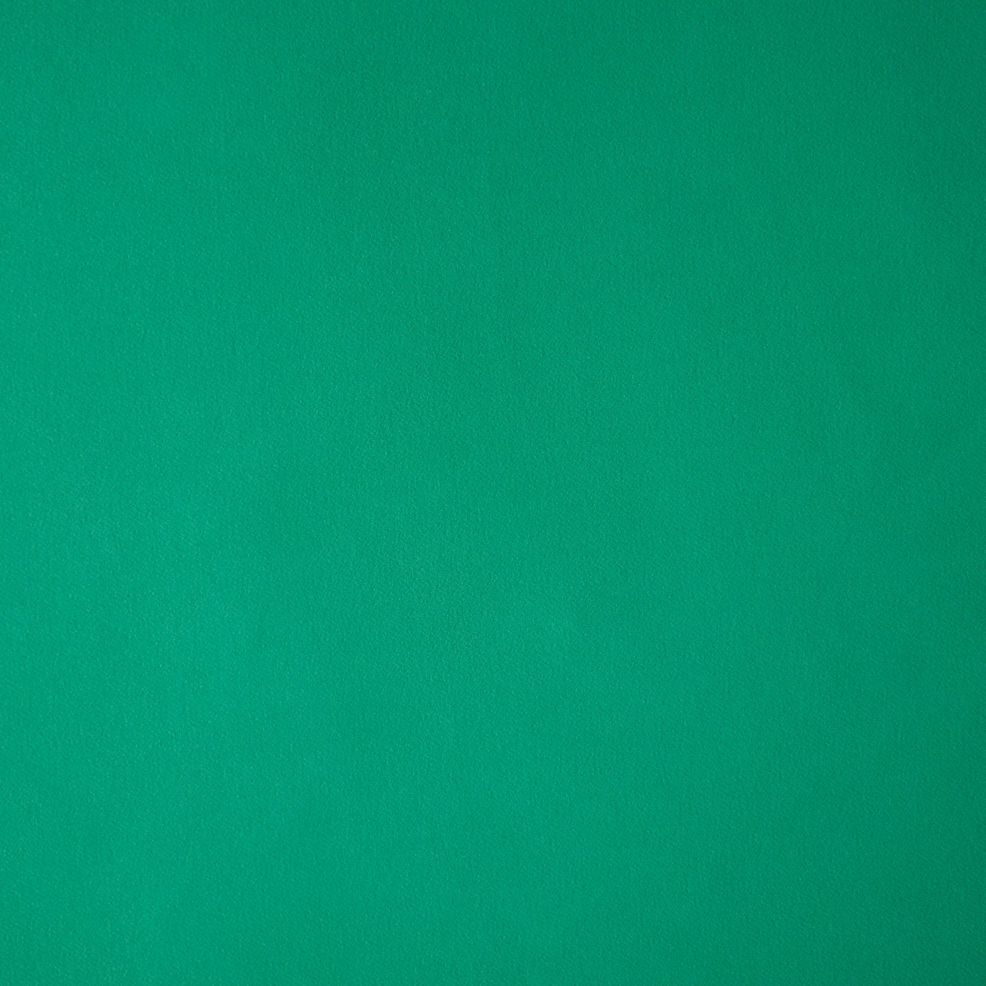 #color_LUSH EMERALD