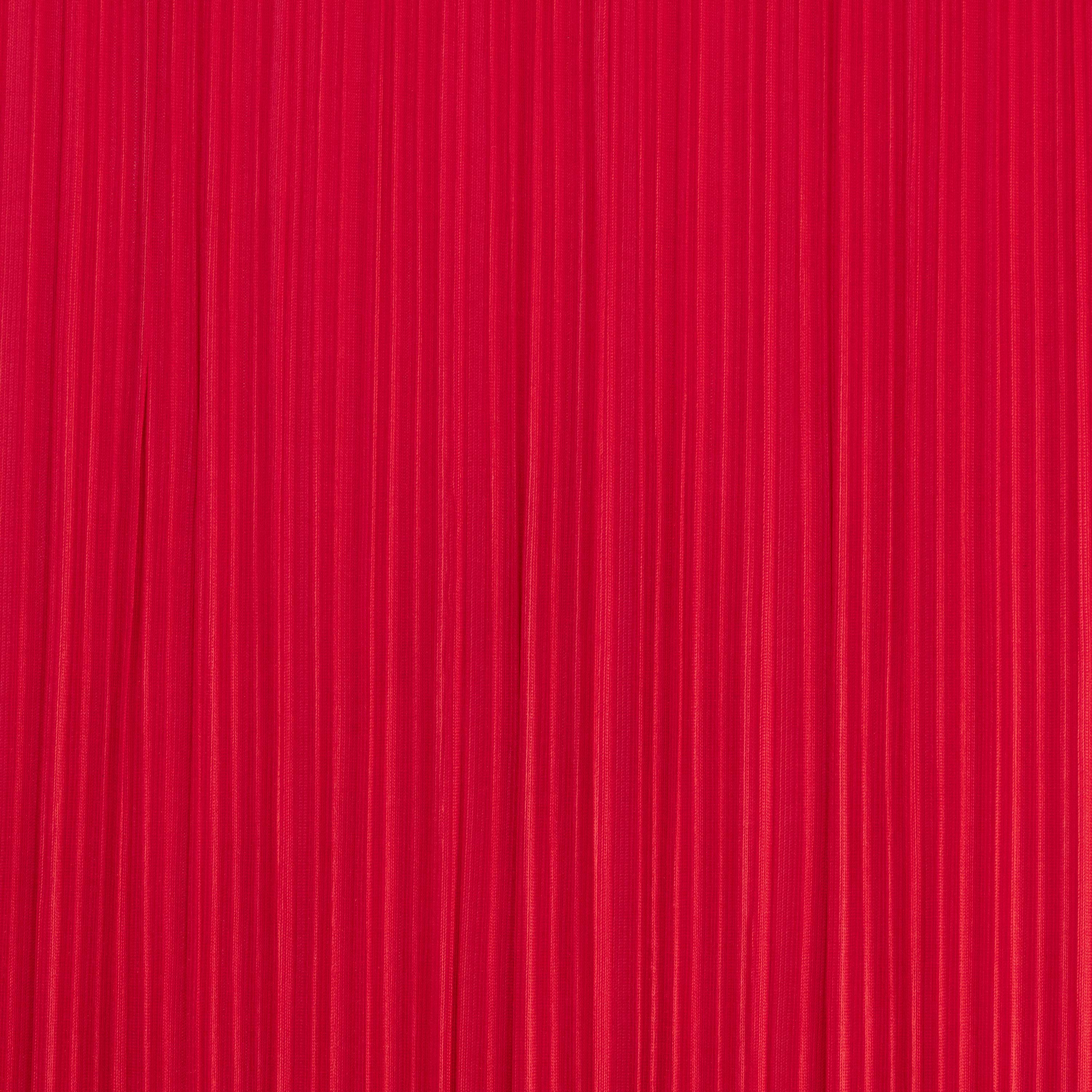 #color_BERRY RED
