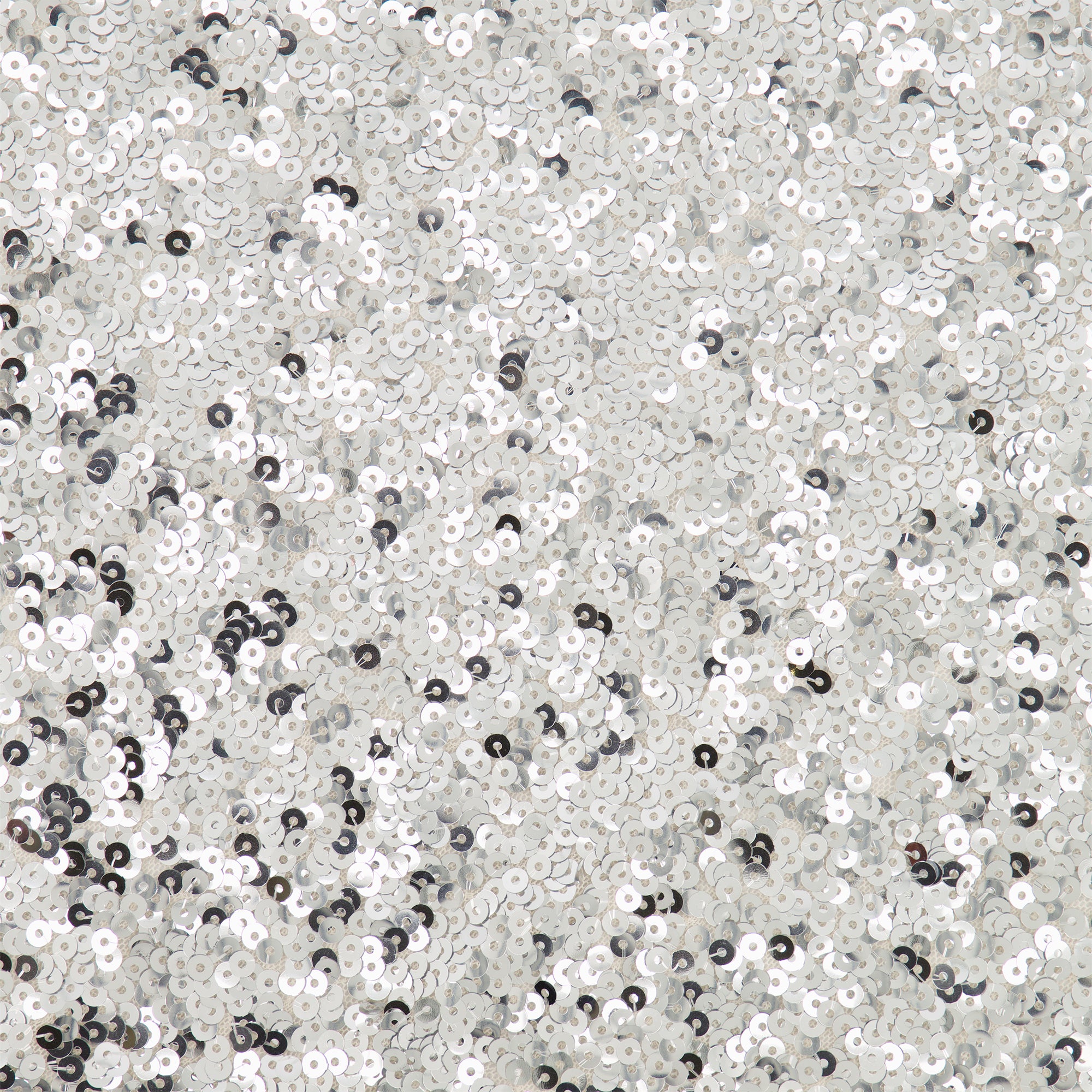 #color_SILVER
