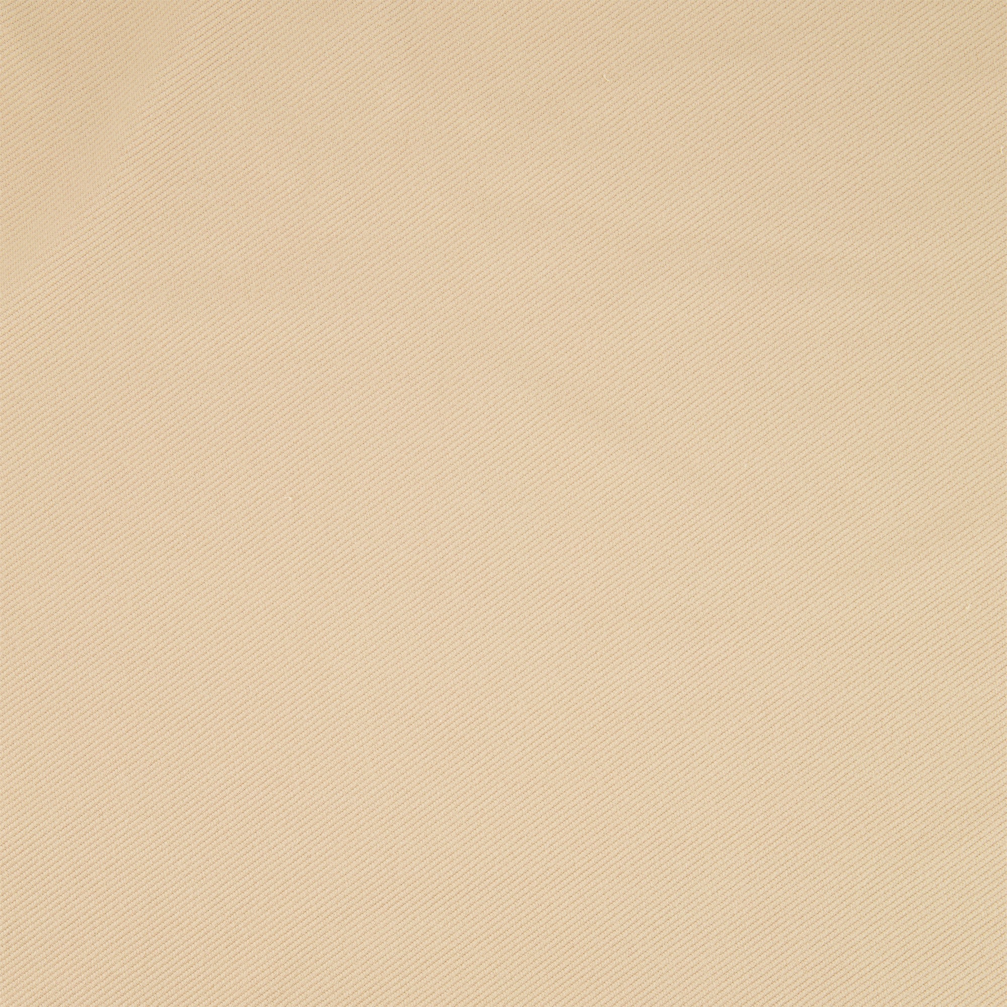 #color_GRACIOUS ALMOND