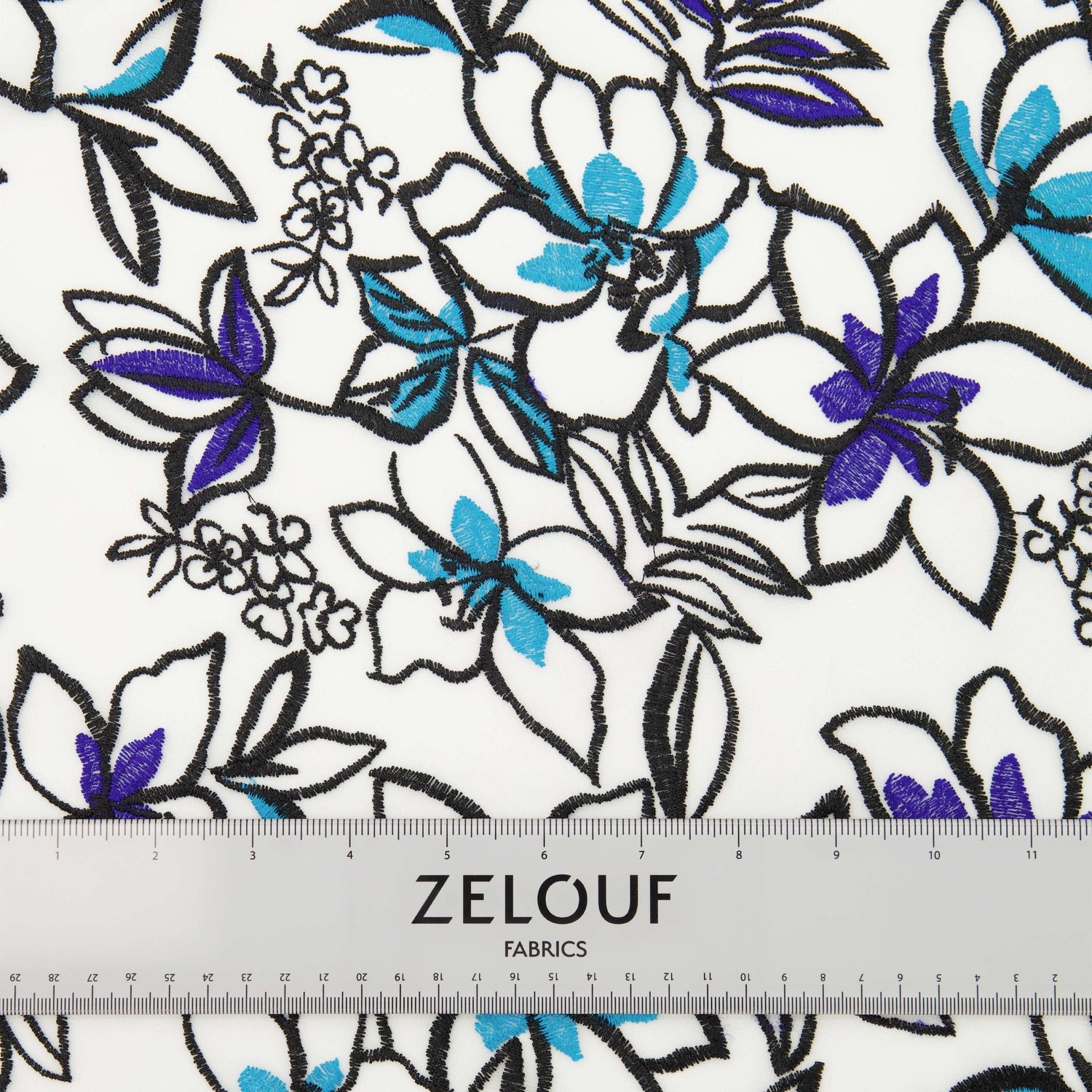 #color_IVORY/BLACK/BLUE