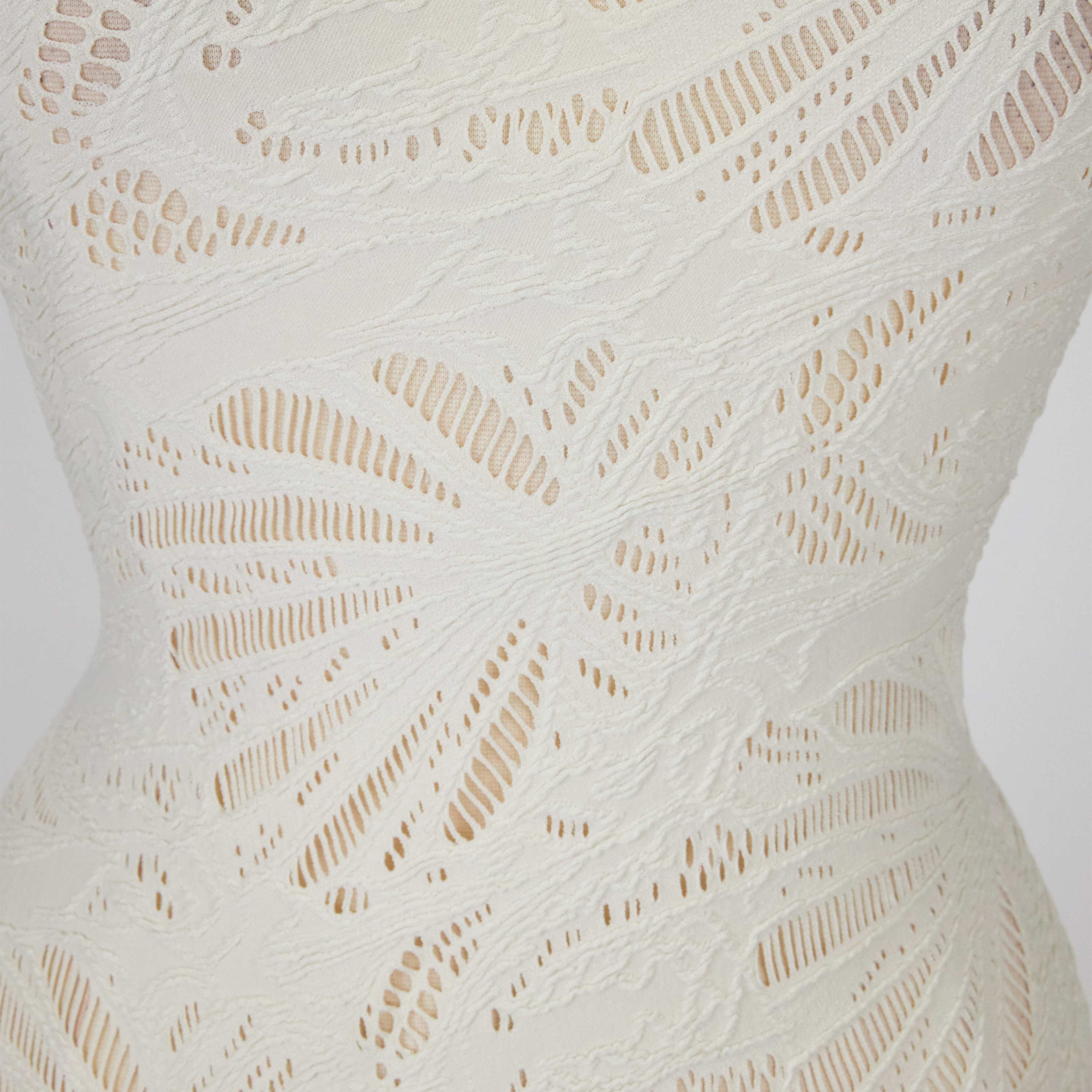 #color_IVORY