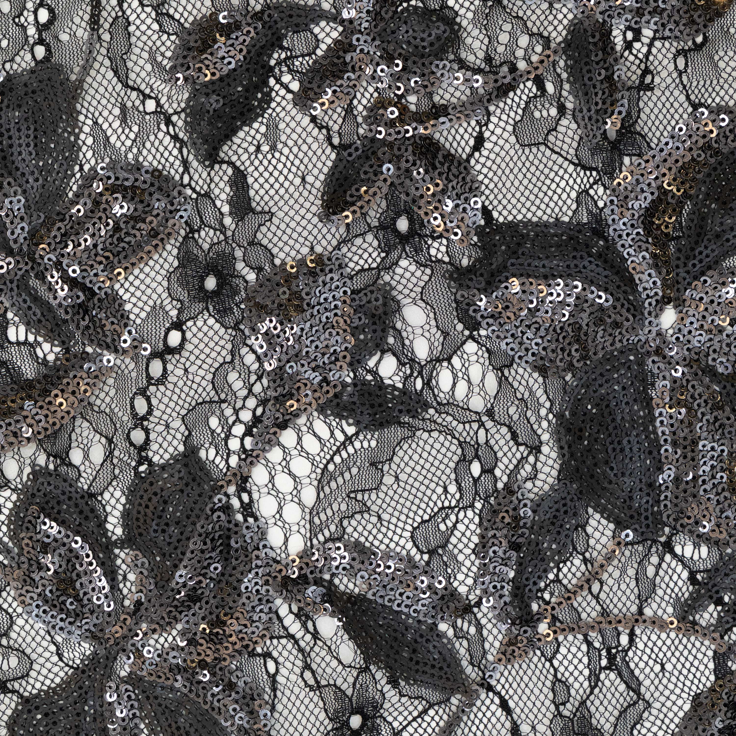 #color_BLACK/CHARCOAL