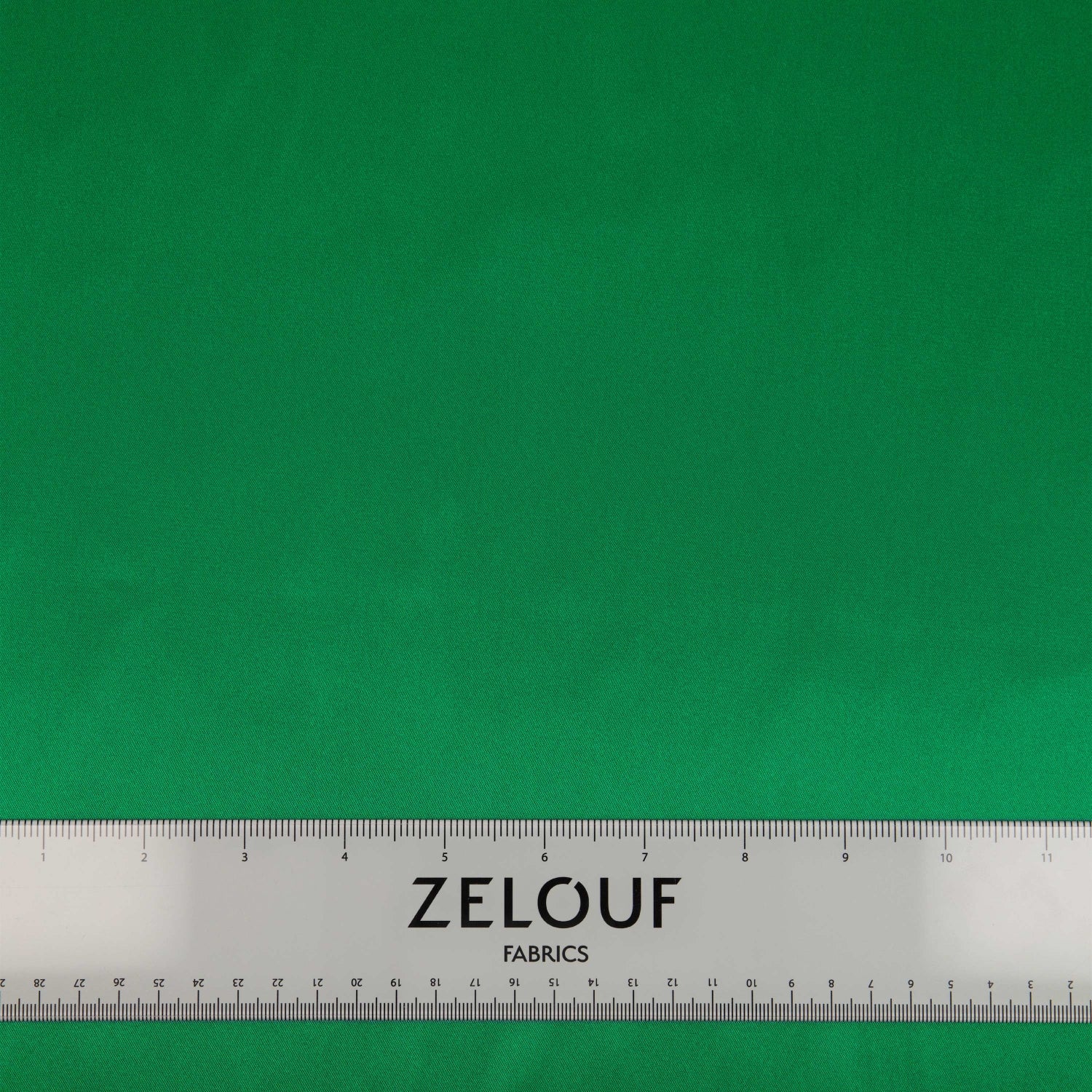 #color_LUNAR EMERALD