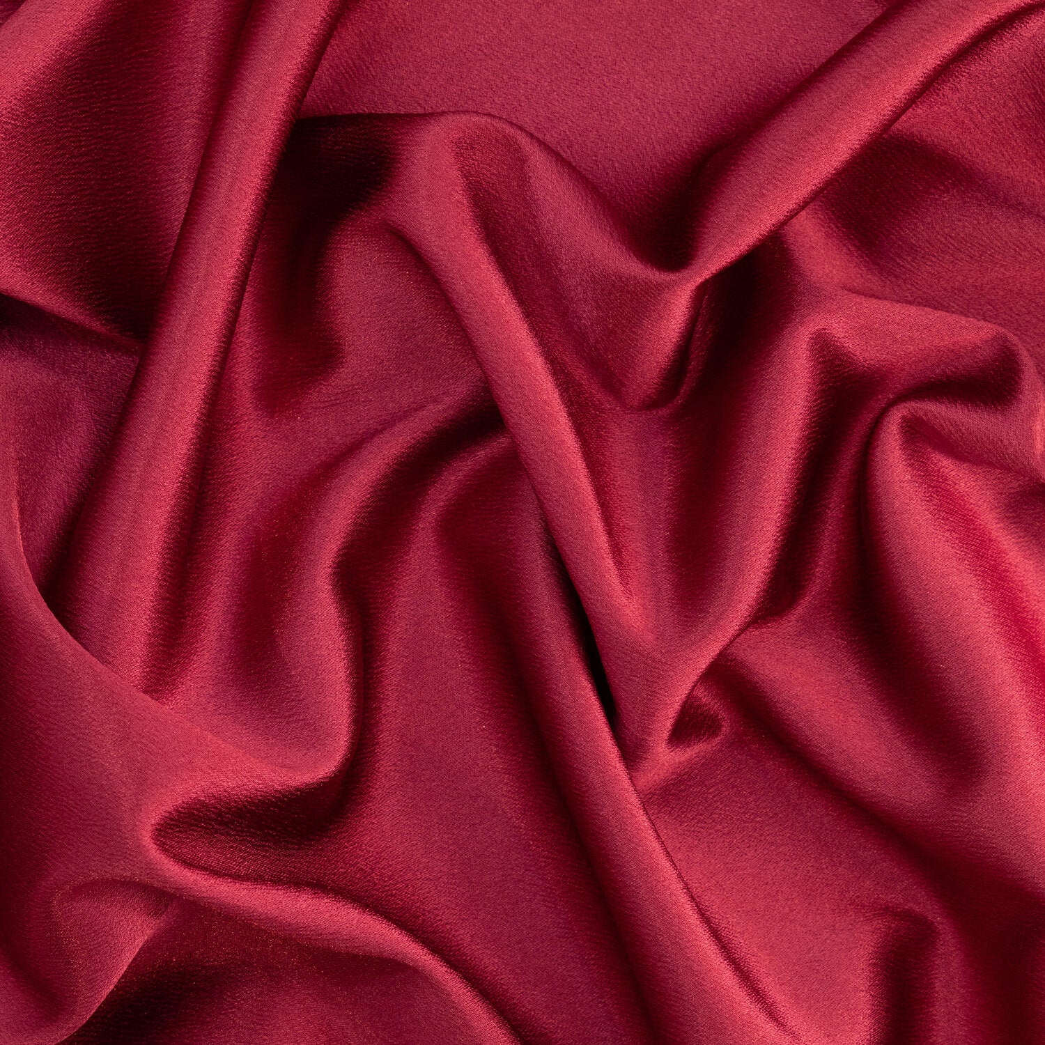 #color_DAZZLE GARNET