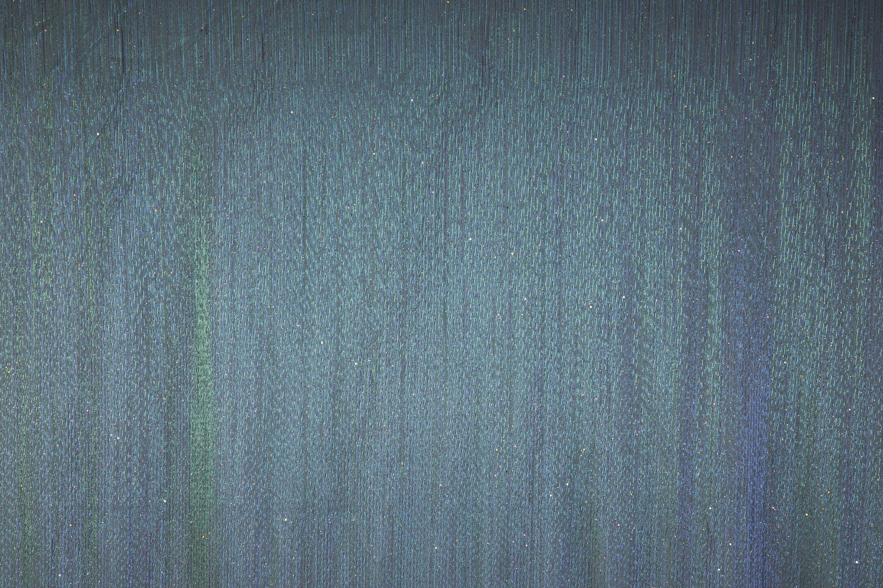 #color_ARRESTING EMERALD