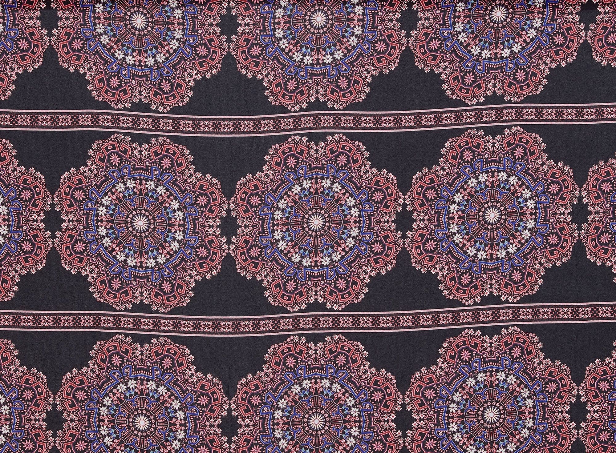 #color_936 BLACK/RED