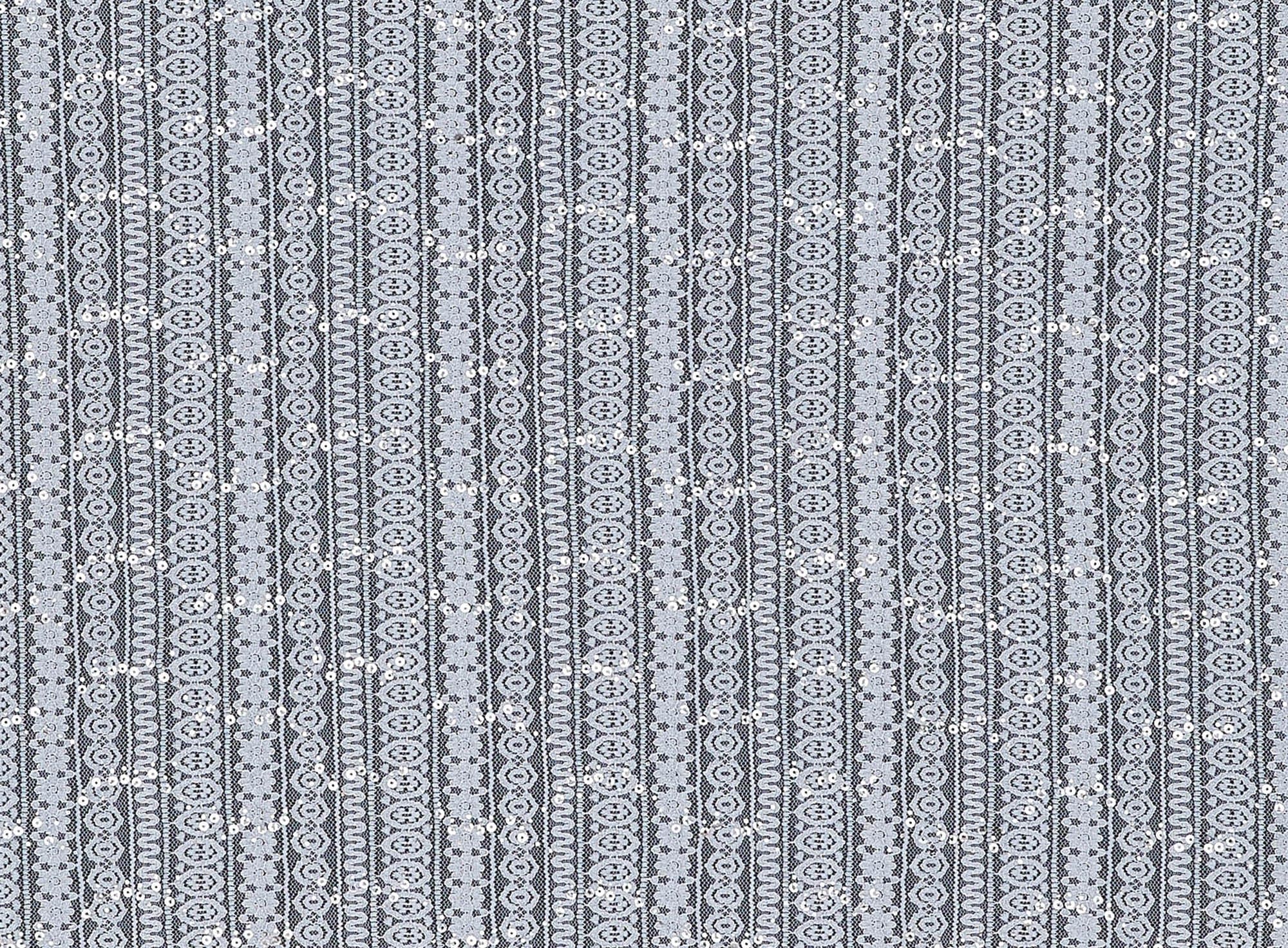 #color_AUDACIOUS SILVER