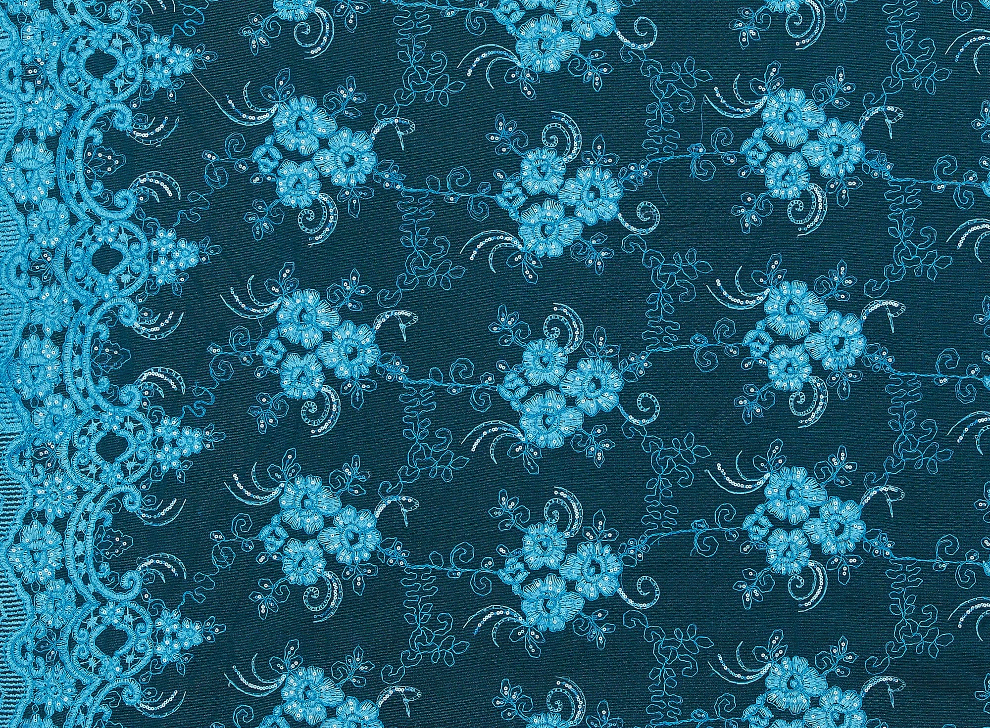 #color_AUDACIOUS TEAL