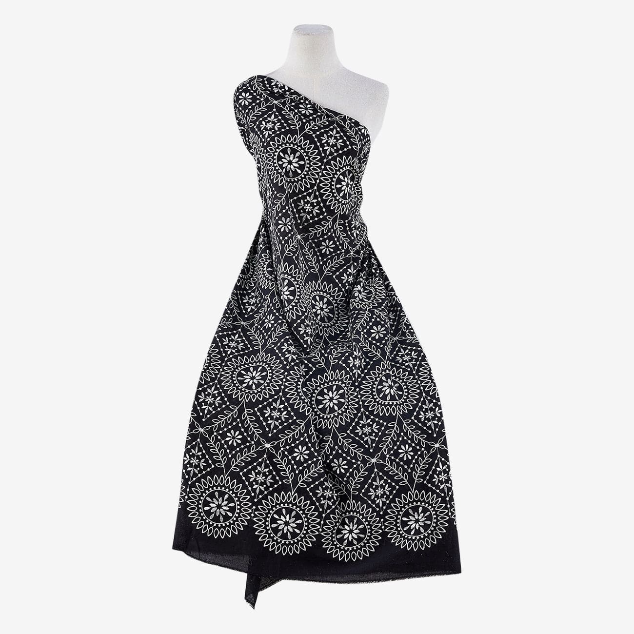 #color_BLACK/ECRU