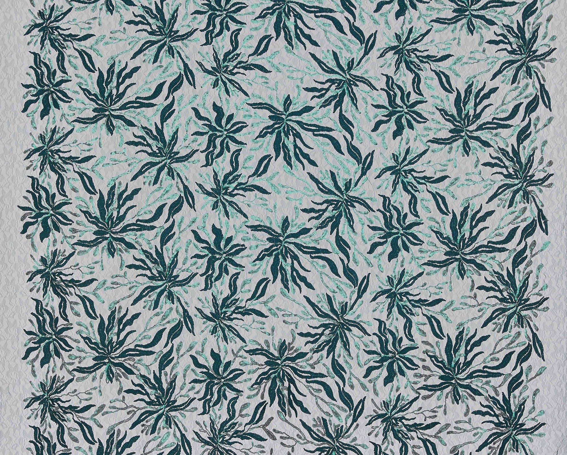 #color_ARRESTING EMERALD