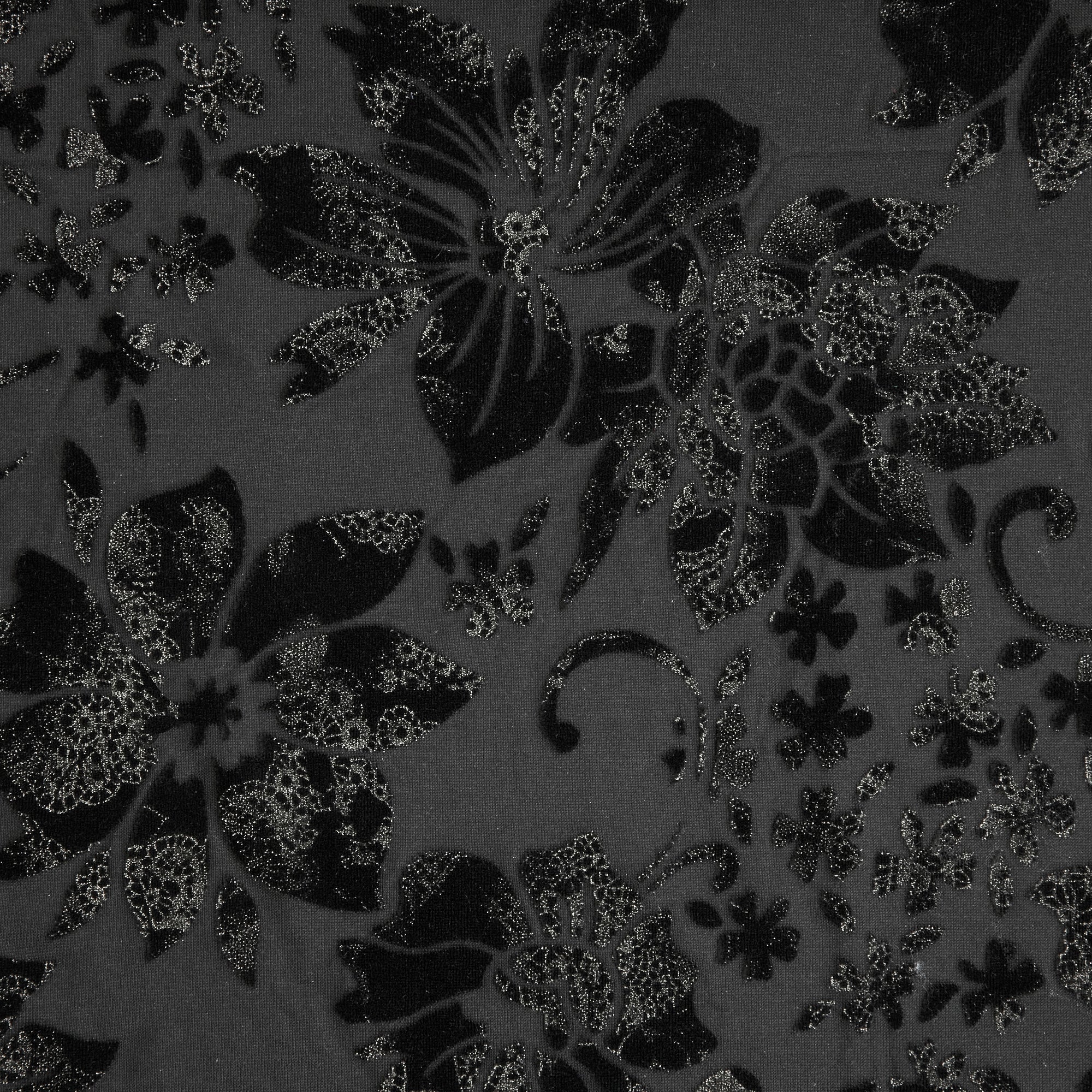 #color_BLACK/SILVER