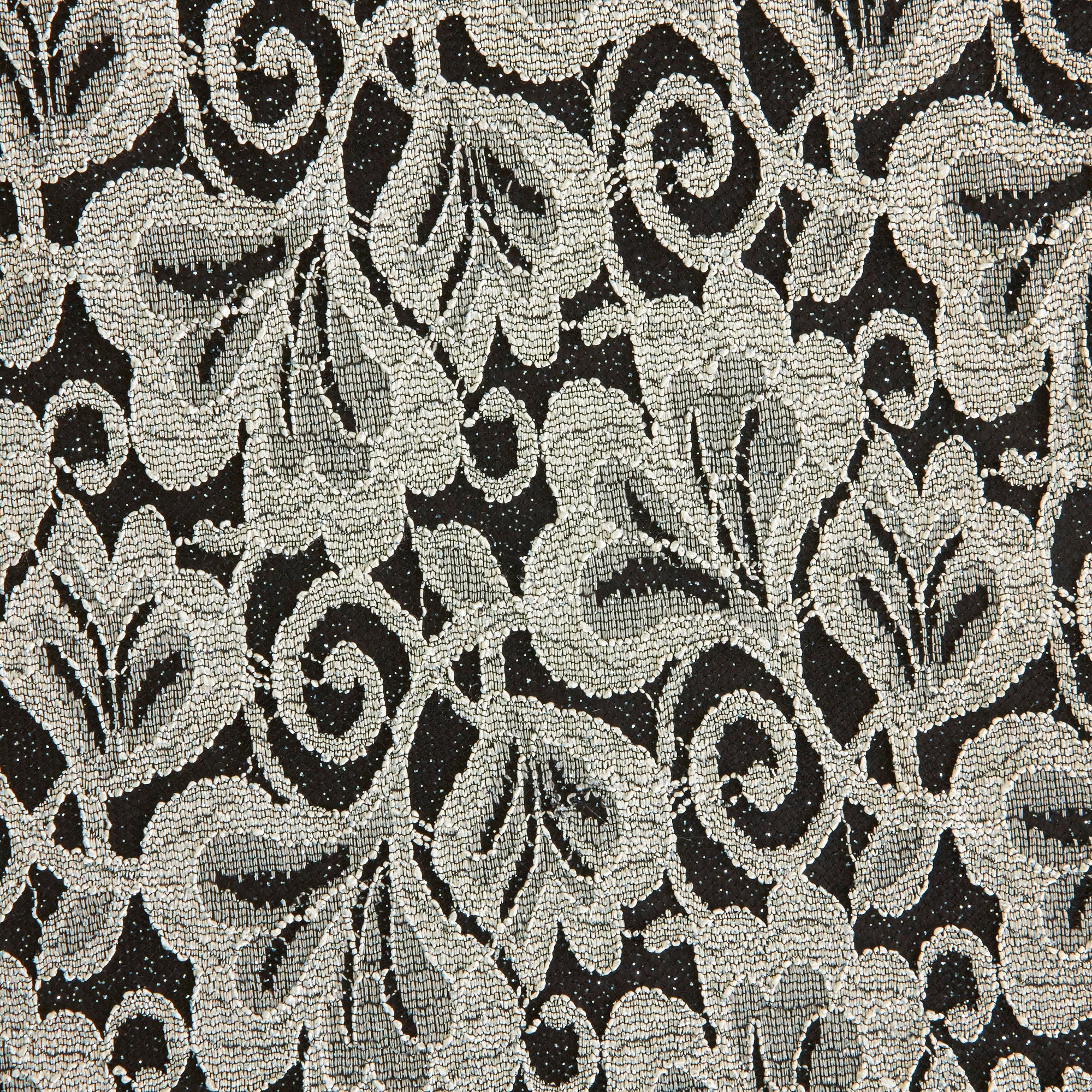 #color_BLACK/SILVER