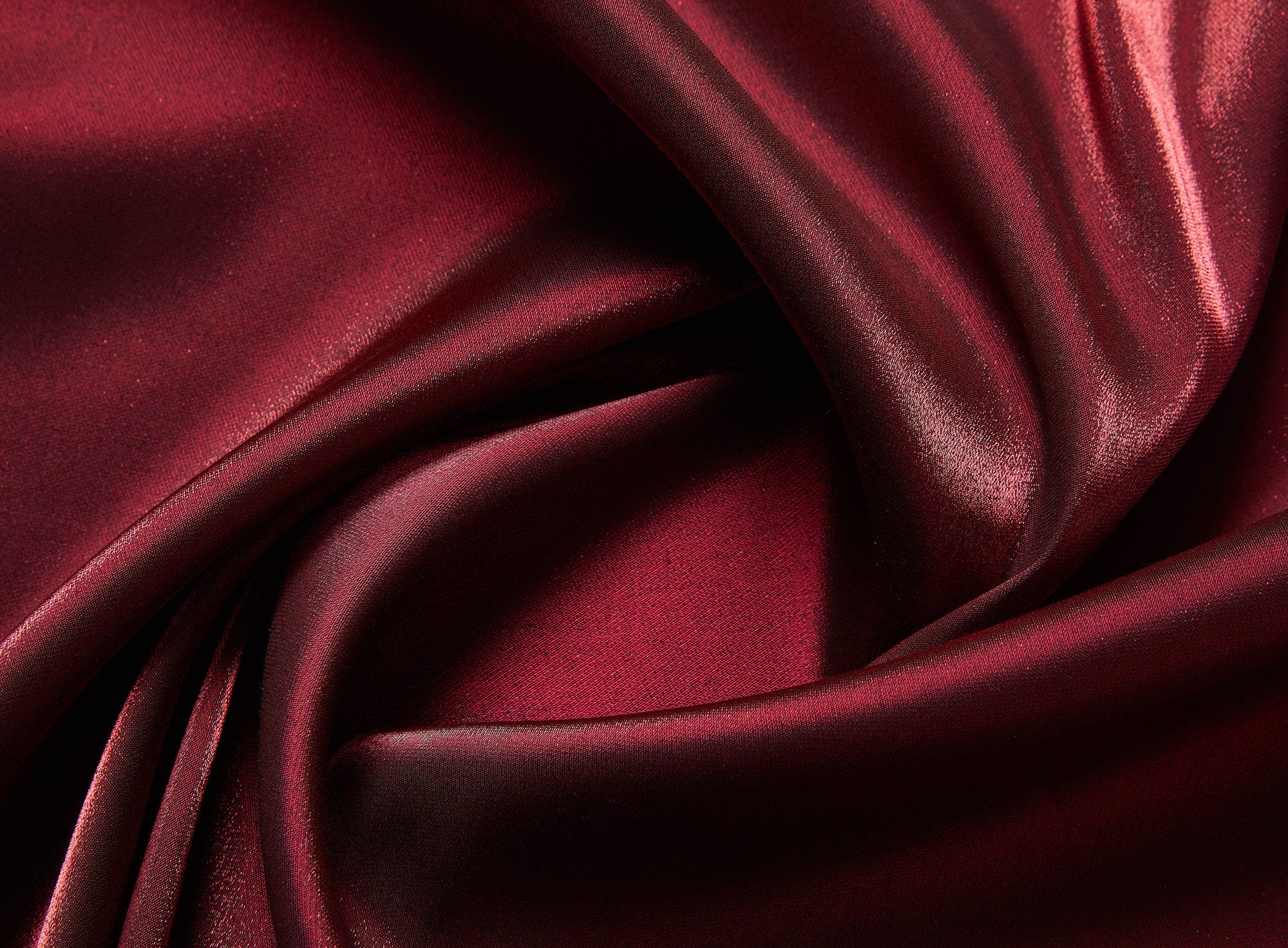 #color_MAJESTIC RED