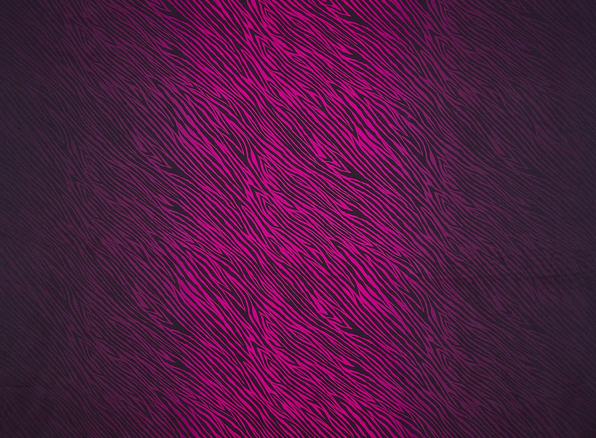 #color_BLK/RUBY ROX