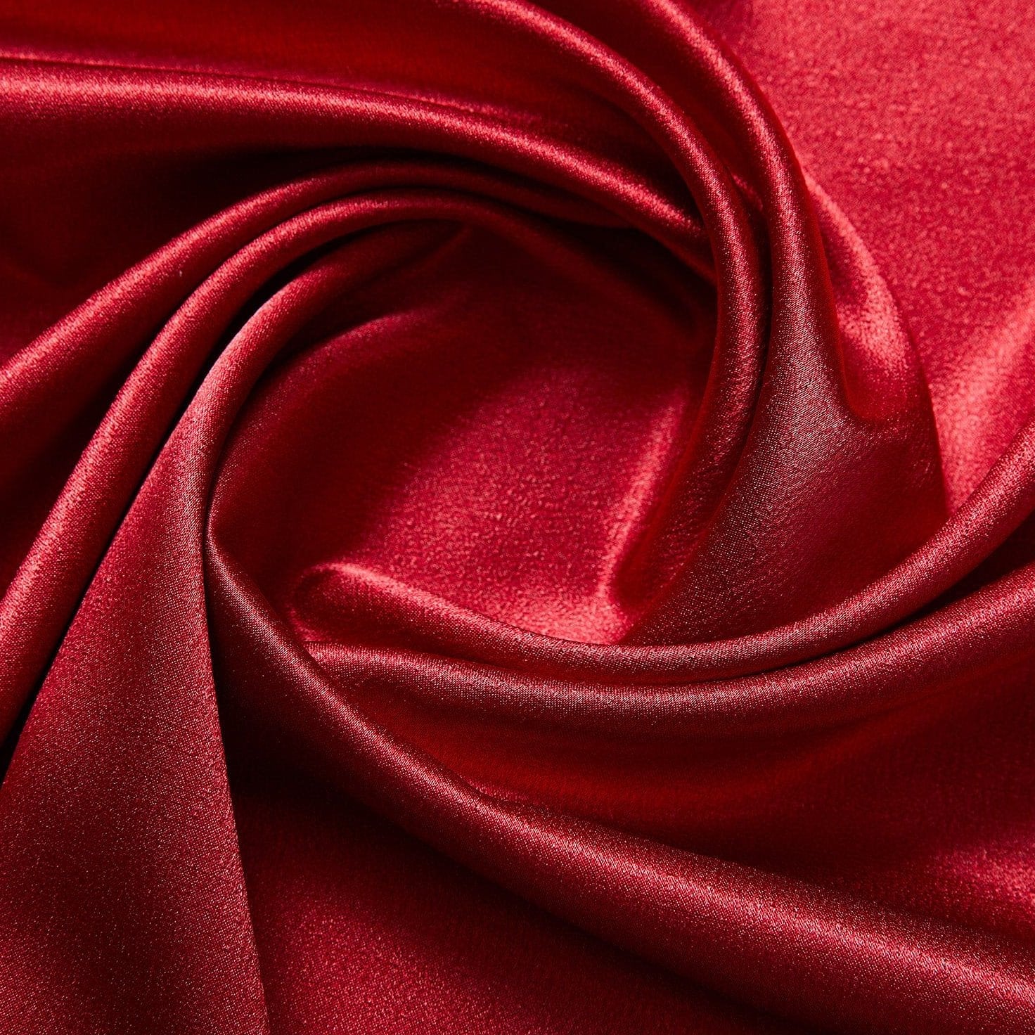 #color_BULGARI GARNET