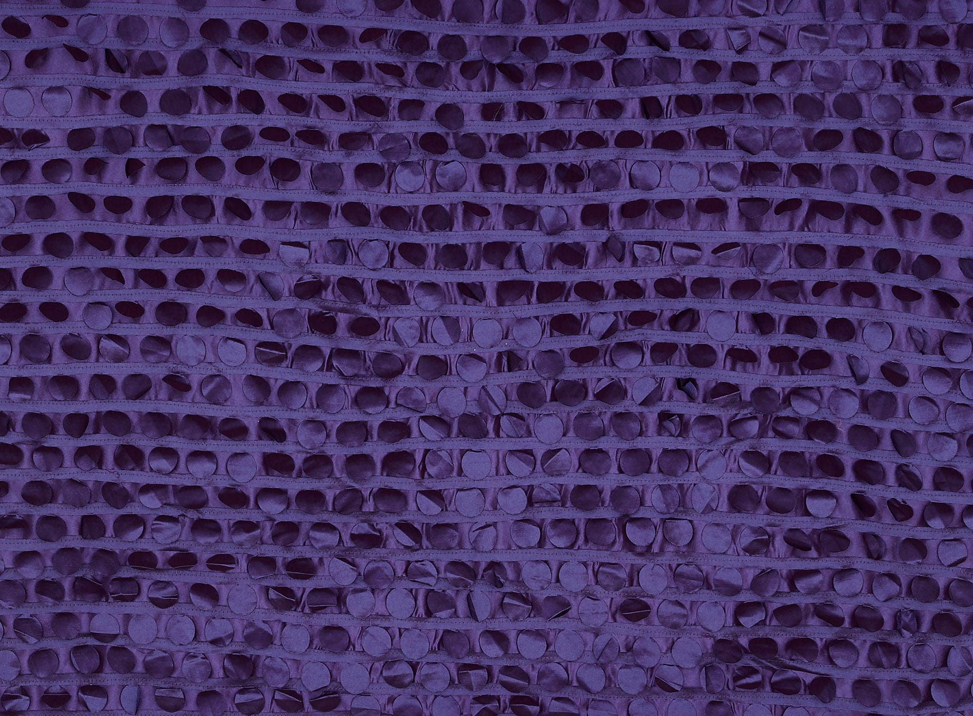 #color_CRIMSON AMTHYST