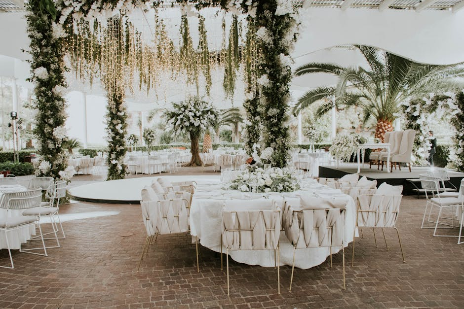 Event Fabric Guide: What Fabric to Use for Weddings, Backdrops, Tables & Installations
