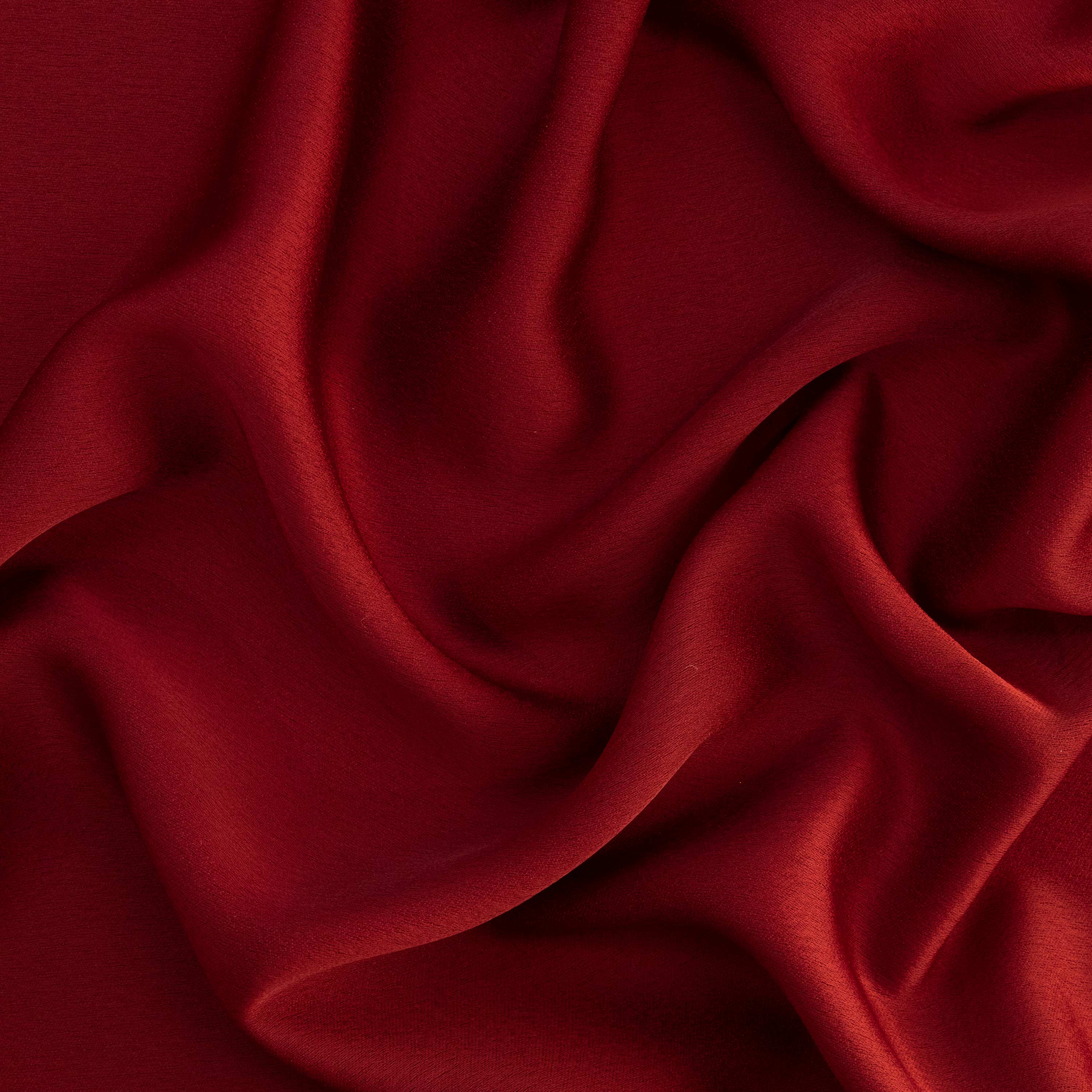#color_MAJESTIC SCARLET