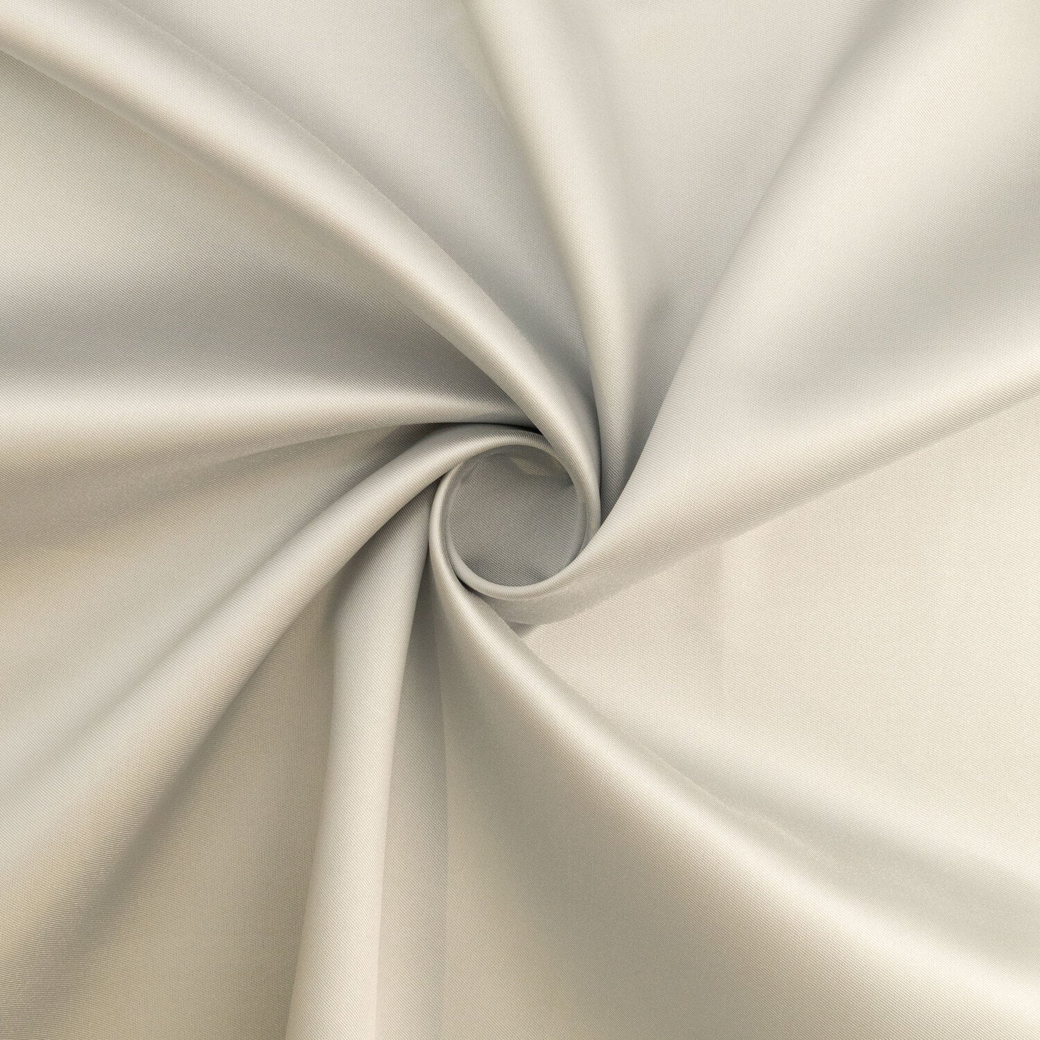 #color_AUDACIOUS SILVER
