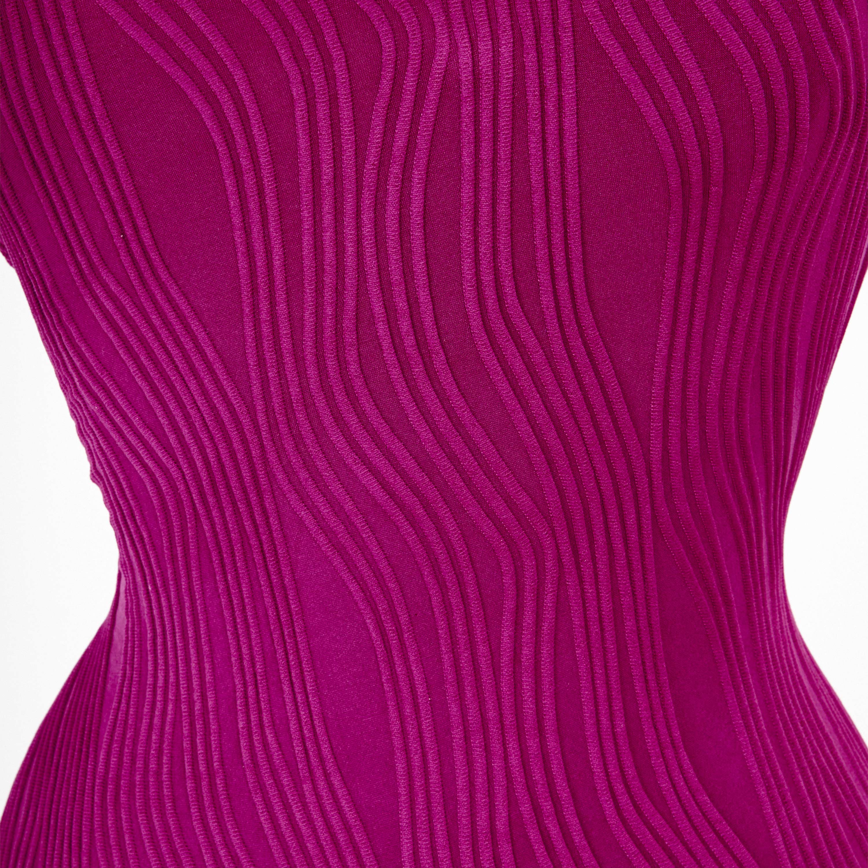 #color_BAROQUE FUCHSIA