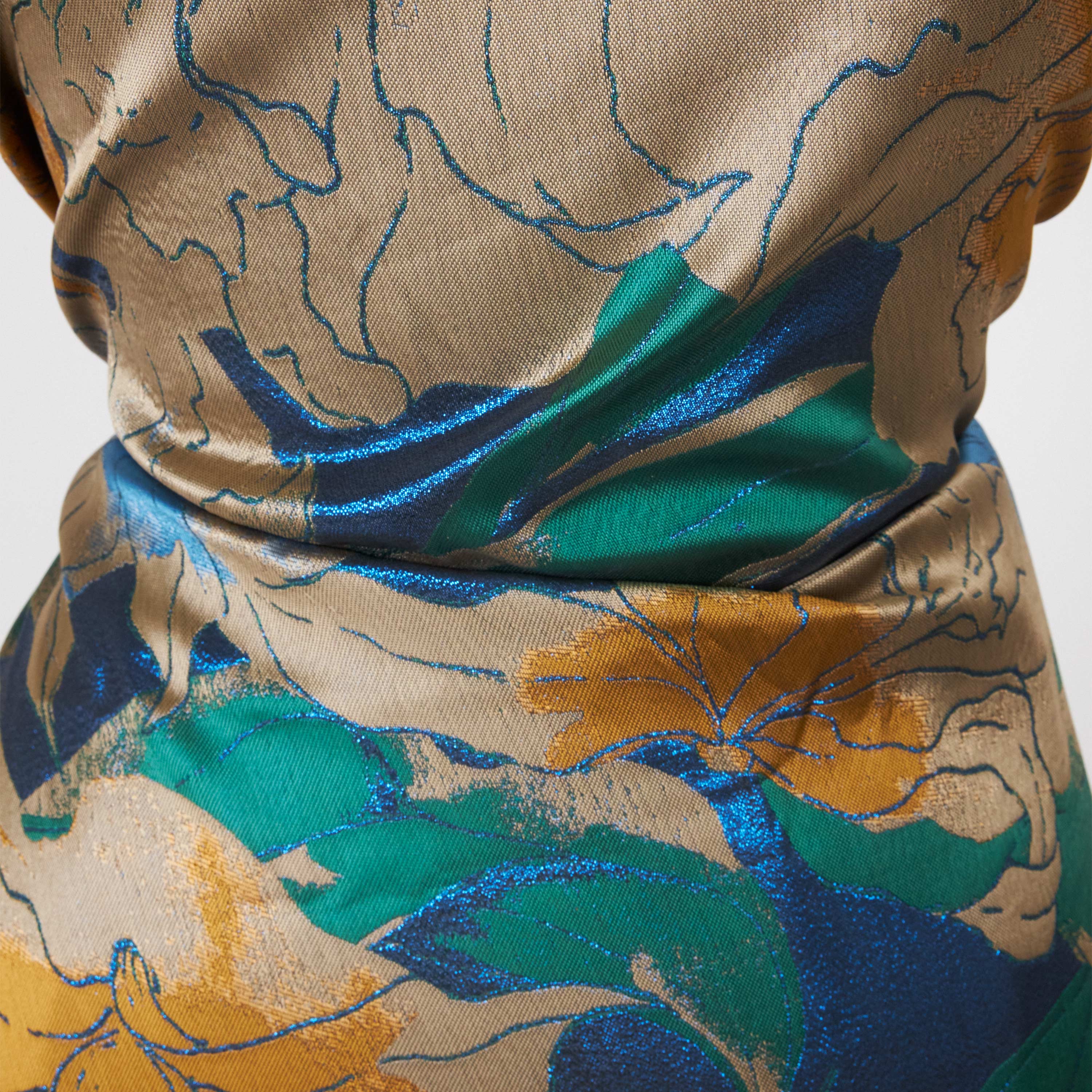#color_NAVY/BLUE/GOLD