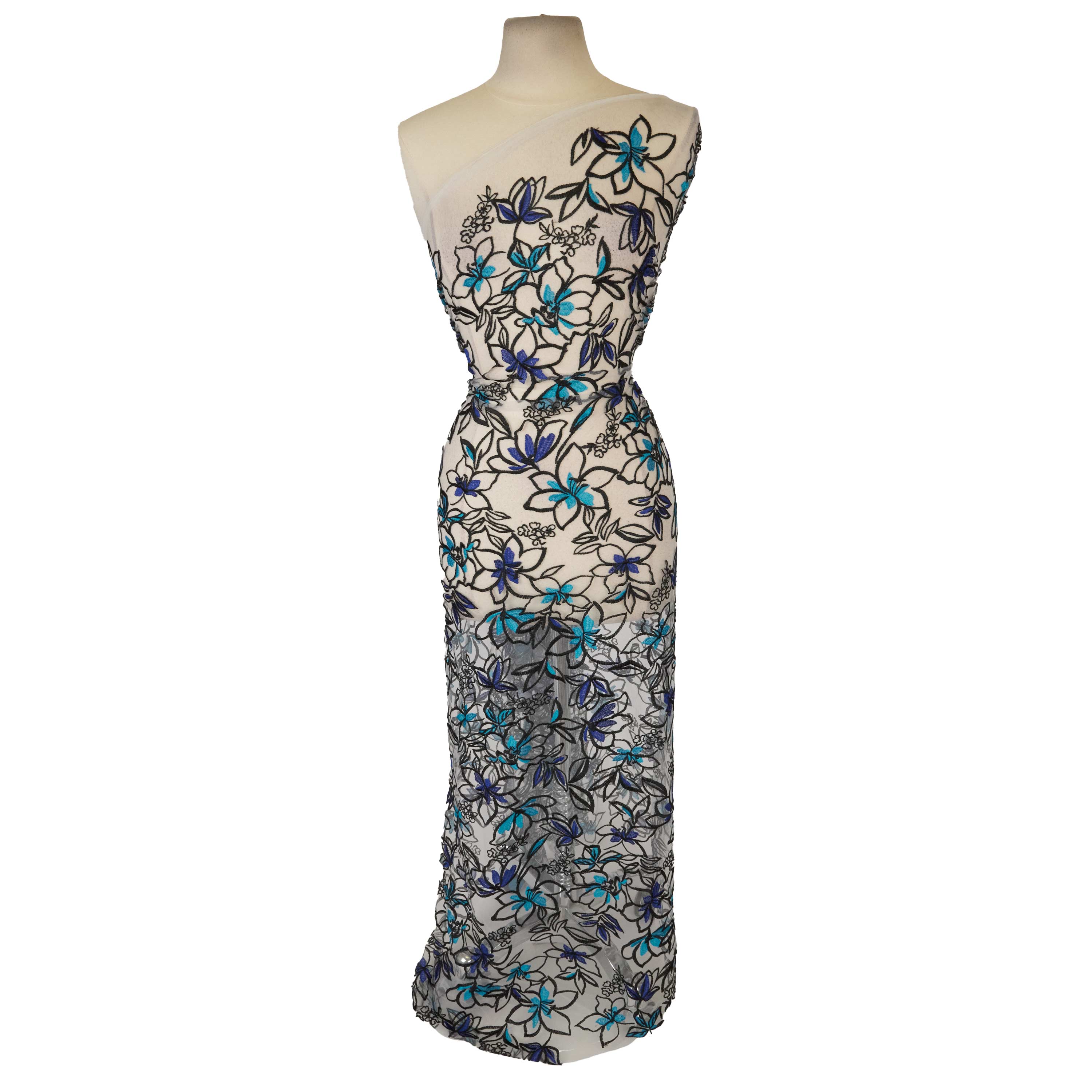 #color_IVORY/BLACK/BLUE
