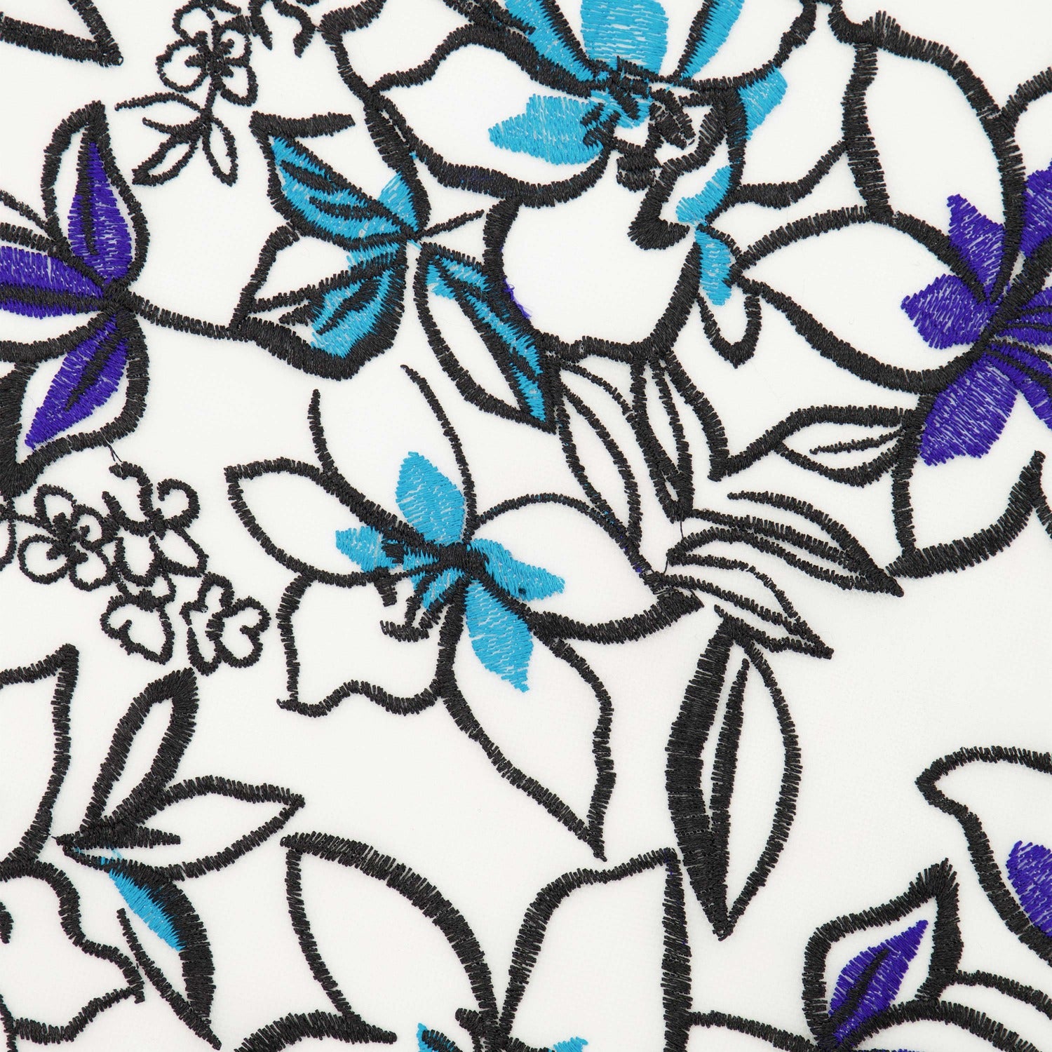 #color_IVORY/BLACK/BLUE