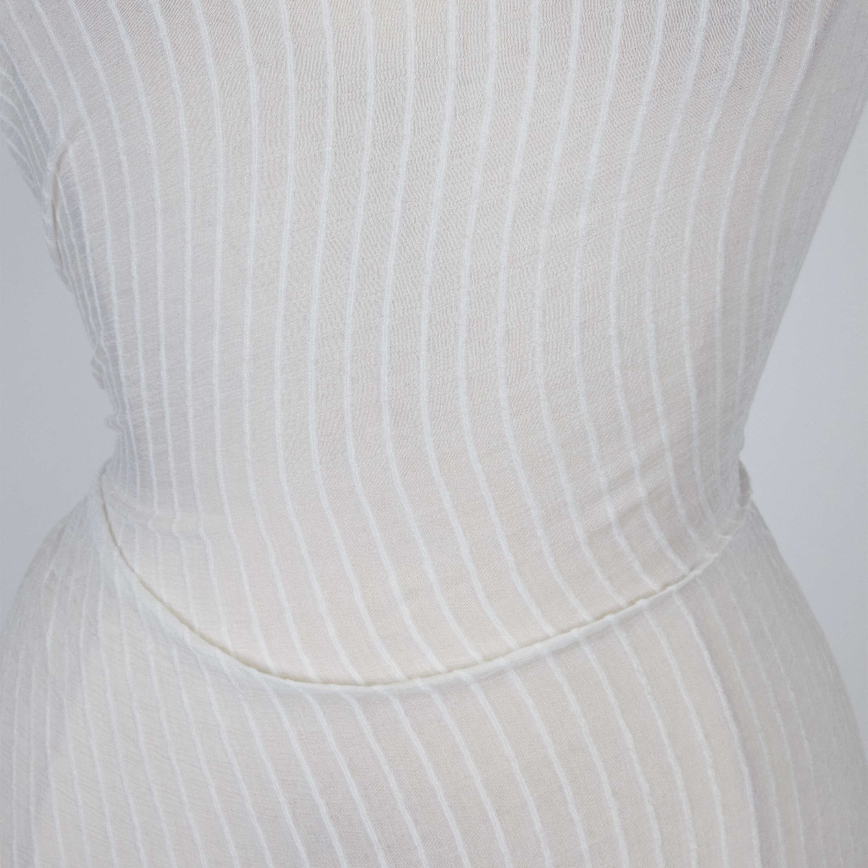 #color_IVORY BREEZE