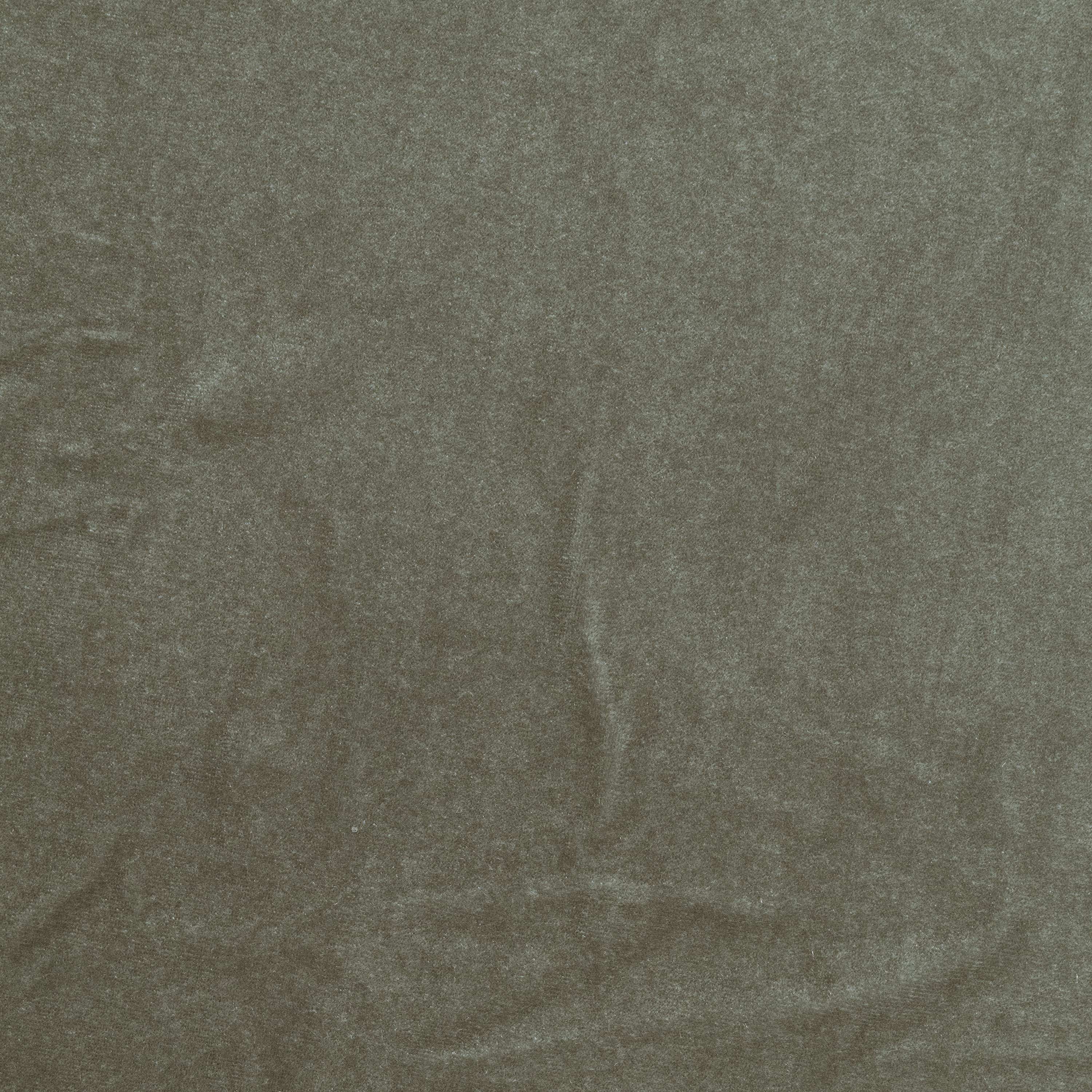 #color_GRACIOIUS STEEL