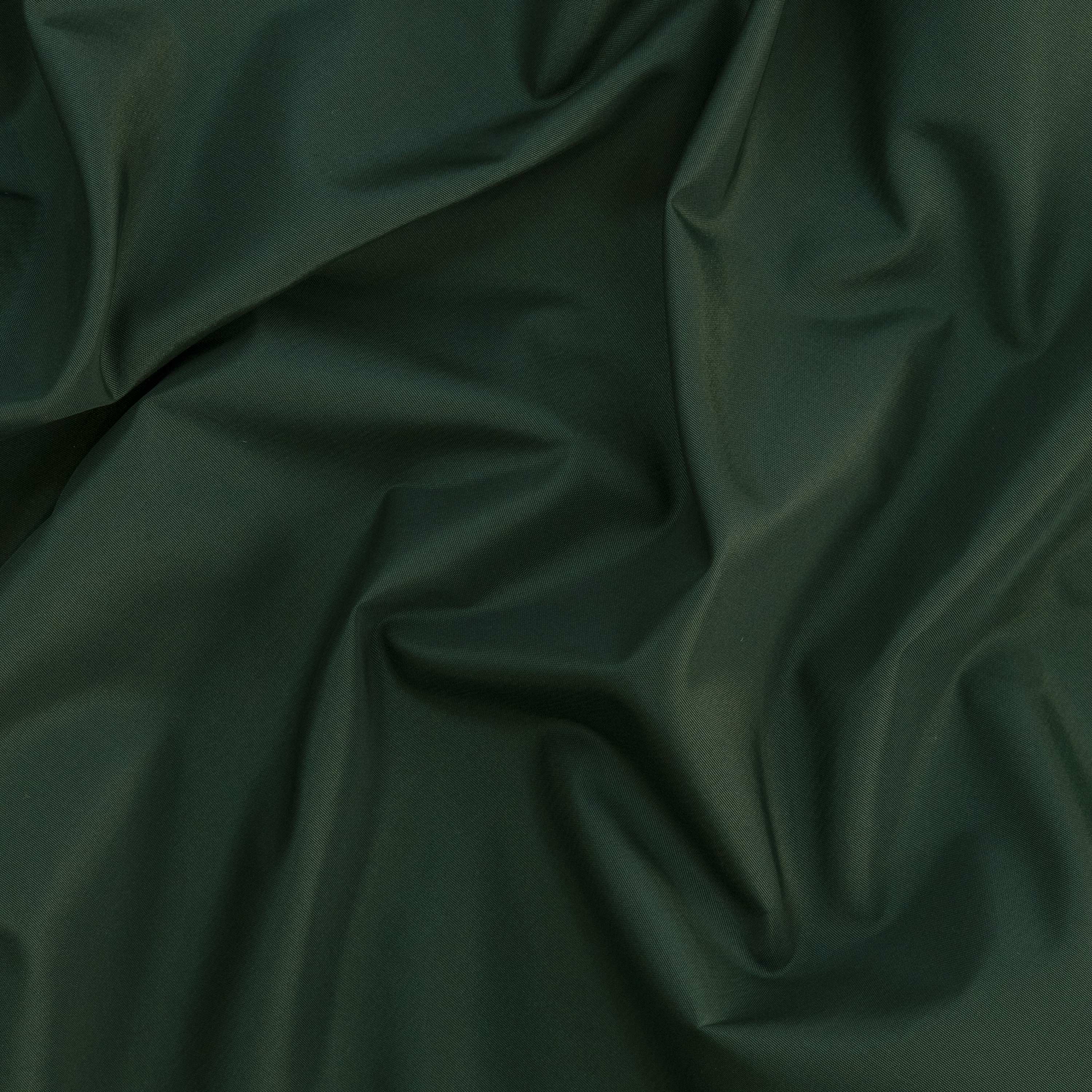 #color_ARRESTING EMERALD
