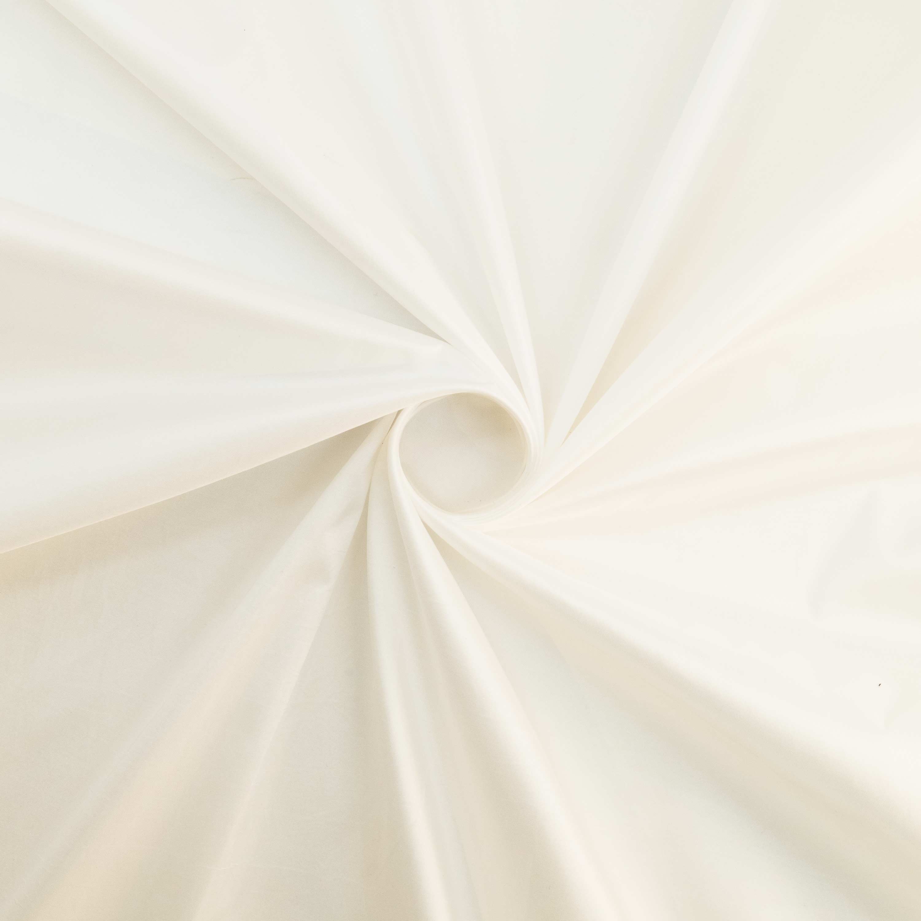 #color_CRISP IVORY