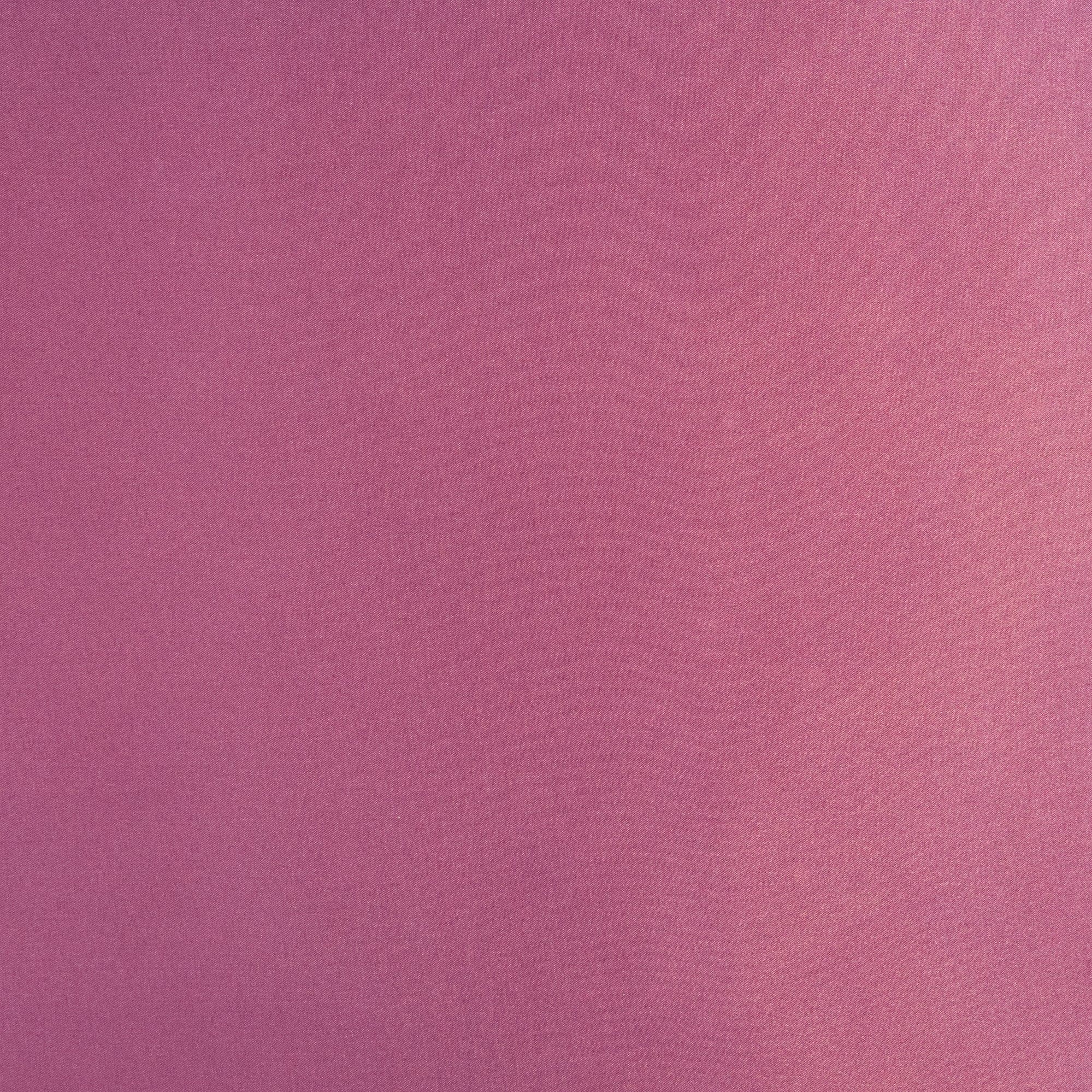 #color_PLUM DIVINE