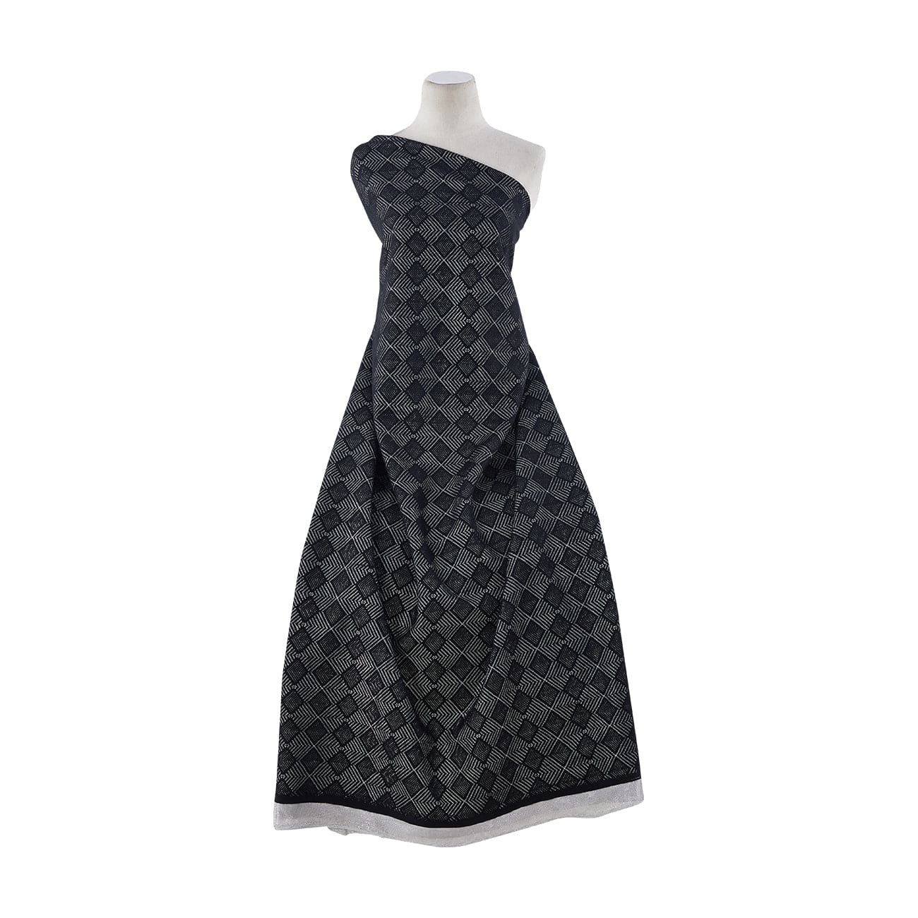 LEDRA DIAMOND LACE W/BONDED LUREX INTERLOCK | 24384 BLK/SILVER LEDRA DIAMOND LACE W/BONDED LUREX INTERLOCK | 24384 BLK/SILVER