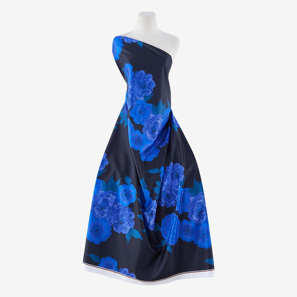 BLACK/ROYAL | 25025-4771DP - BACKSTAGE FLORAL POLY TWILL - Zelouf Fabric