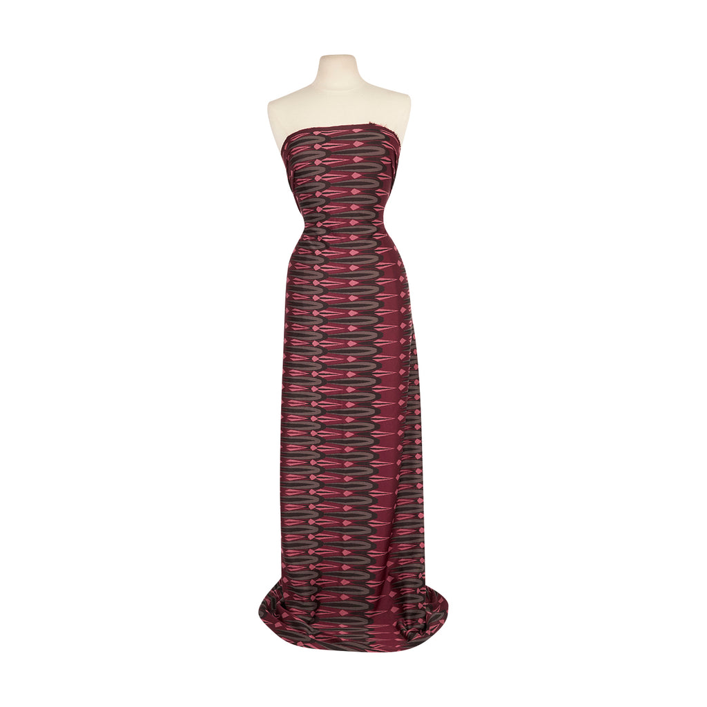 TRISHA GEOMETRIC JACQUARD KNIT  | 26588-1012 WINE/ROSE - Zelouf Fabrics