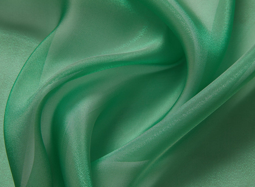 SUGAR ORGANZA  | 9292 APPLE SCENE - Zelouf Fabrics